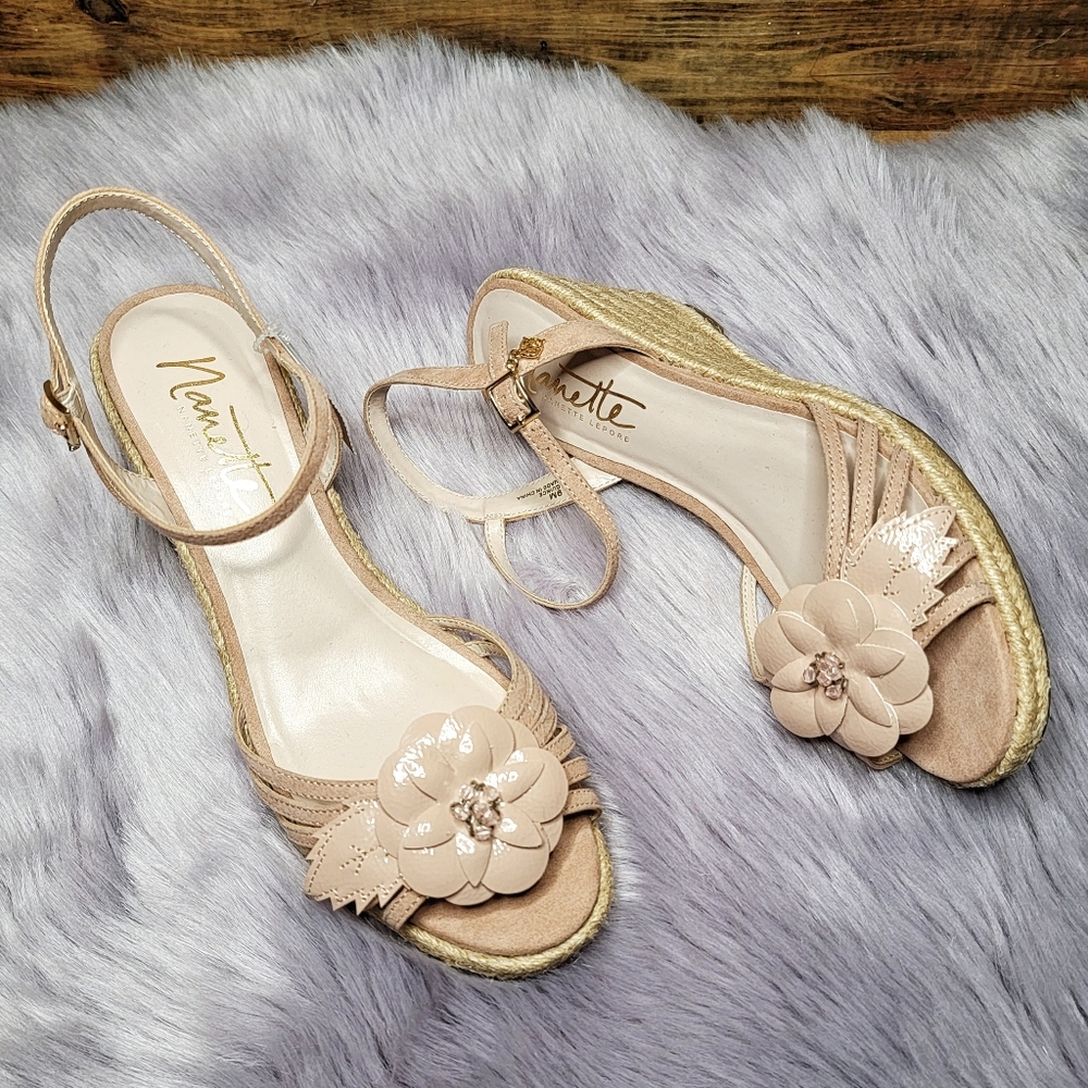 🕊️Nanette Lepore Blush Floral Espadrille Wedges size 9